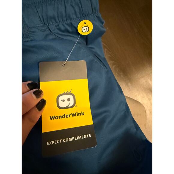 NWT Wonder Wink Caribbean Blue Green Straight Leg Cargo Scrub Pants Size XXS - Picture 4 of 4